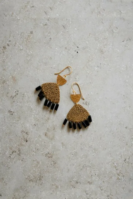 By bar Earrings*ravi earring | black